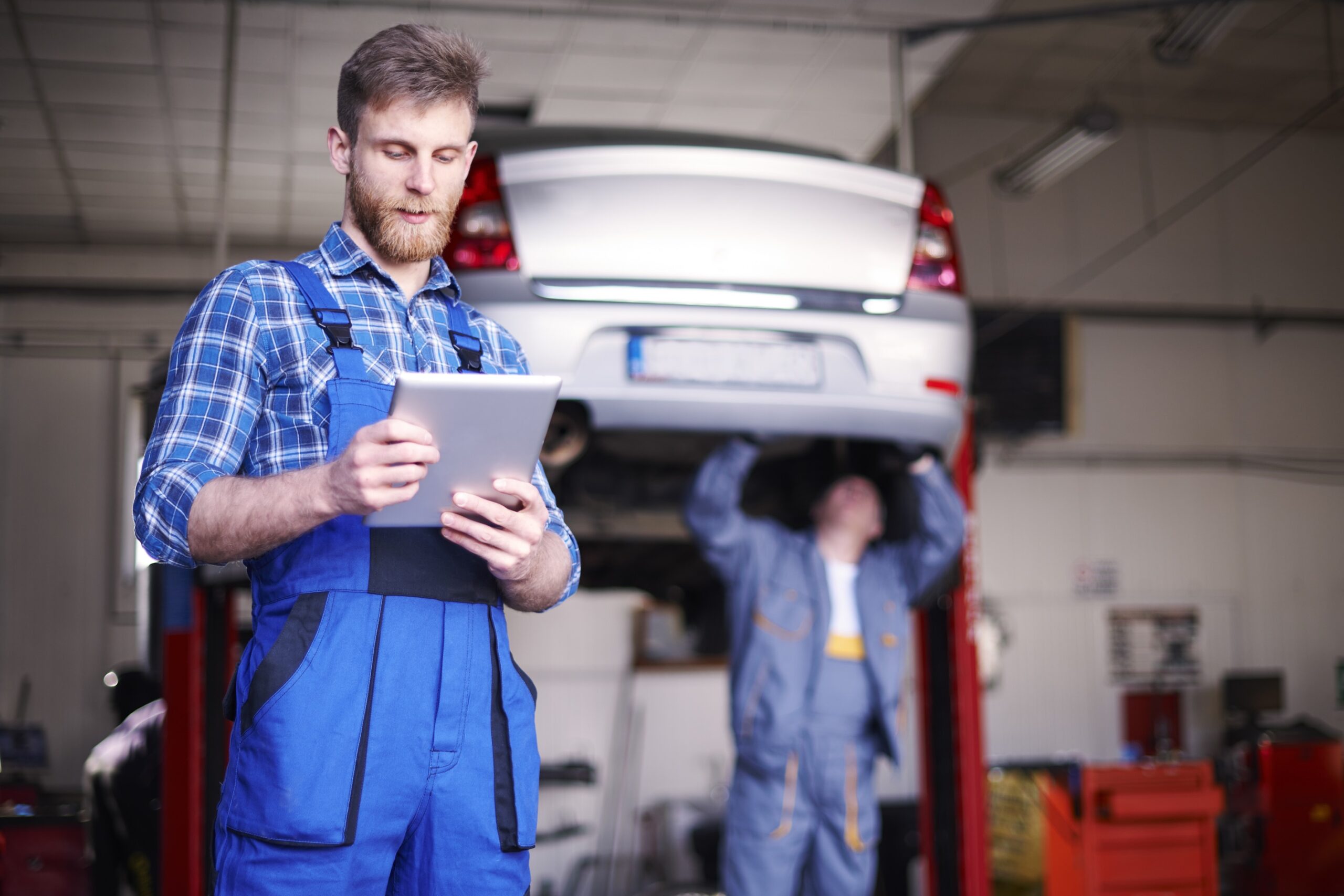 TAKAO oferece cursos de negócios e administração no canal Academia do Motor